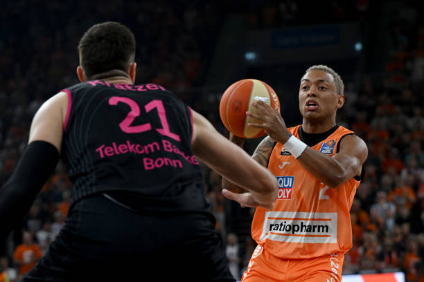 得分和篮板 得分和篮板